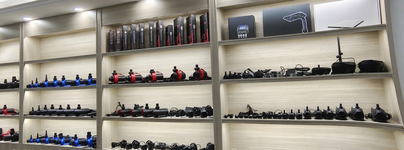 Aquarium equipment showroom